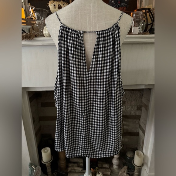Velvet by graham & Spencer Nedra cold shoulder gingham top black/white Sz.L - Picture 6 of 11